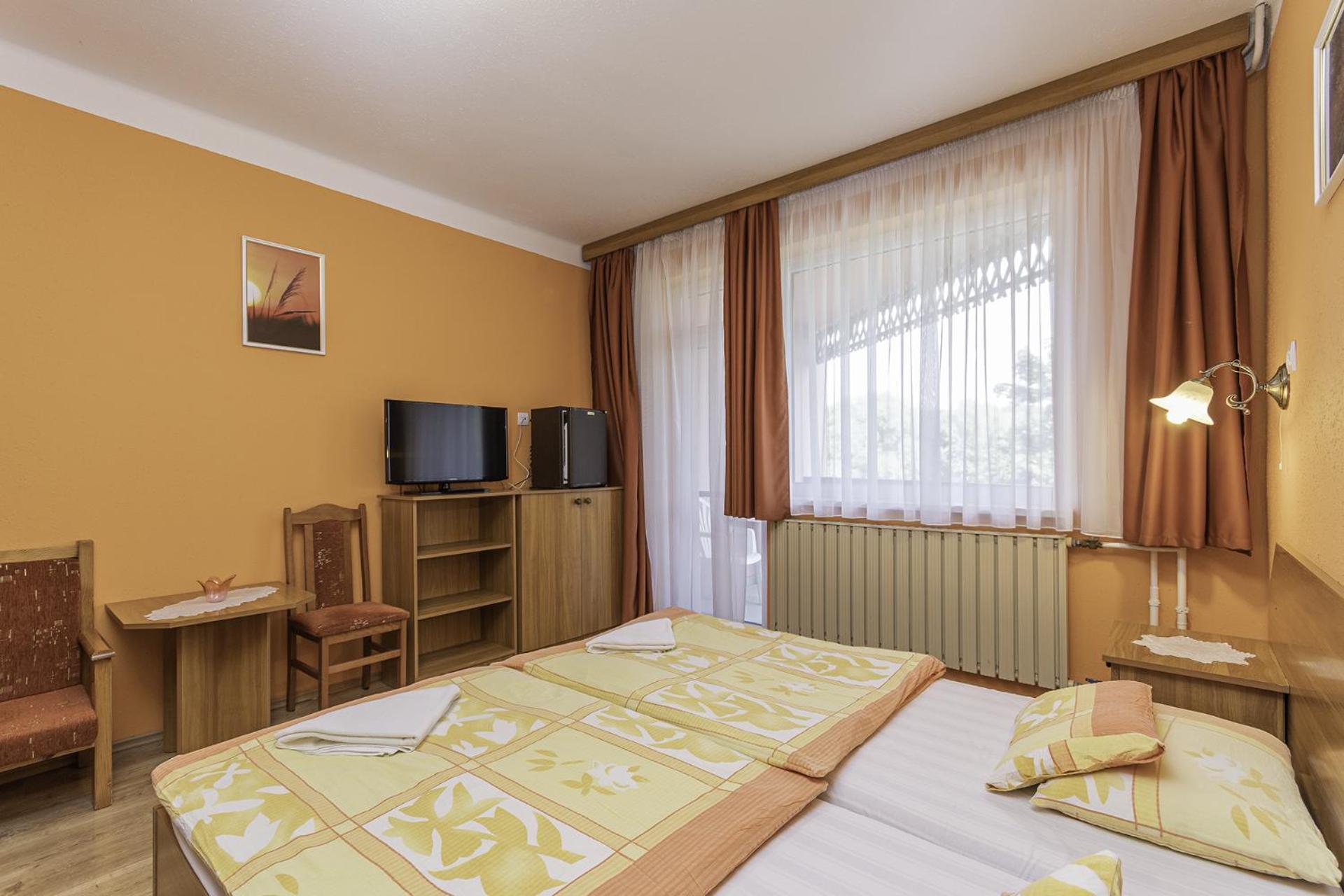 Hableany Hotel Tiszafured Exterior photo